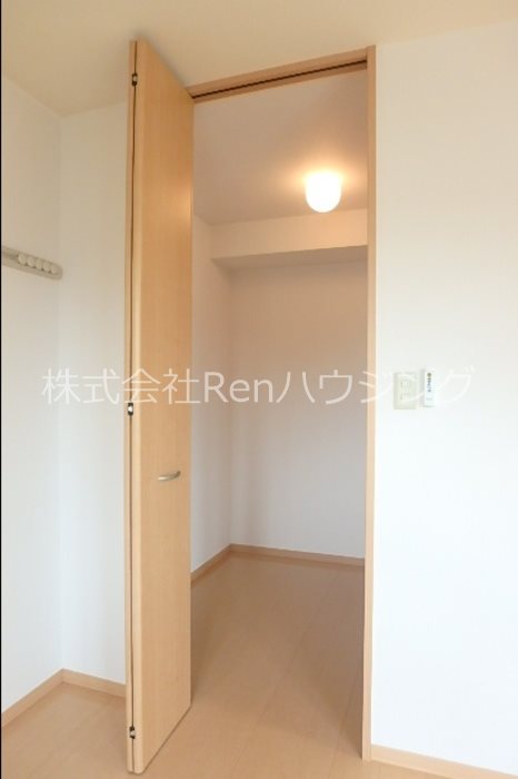 プレステージュ21　Ⅲ 収納