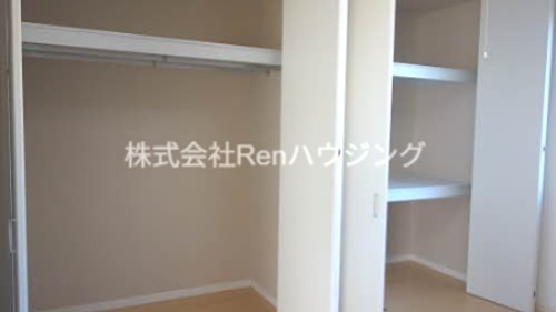 グラヴィエ南昭和　D棟 収納
