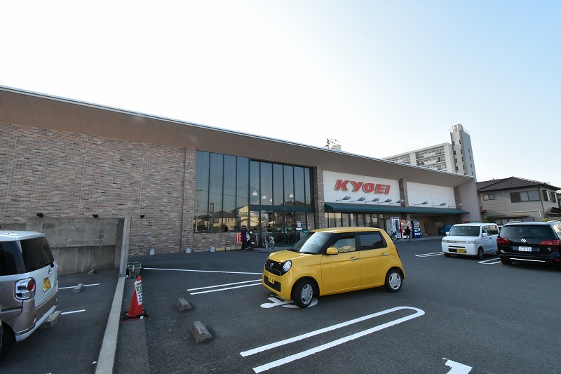 グラヴィエ南昭和　D棟 スーパー