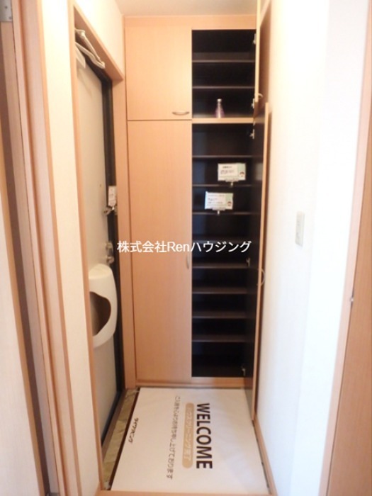 ウィルコート　 玄関