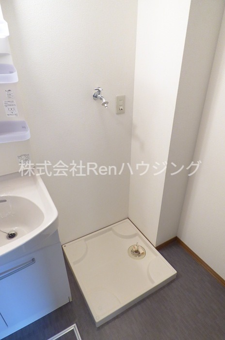 ウィルモア夷山 その他