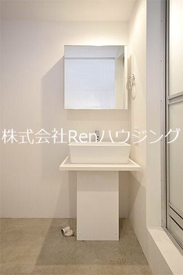 ピース・スクエア住吉  洗面所