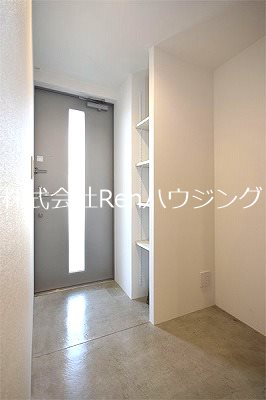 ピース・スクエア住吉  玄関