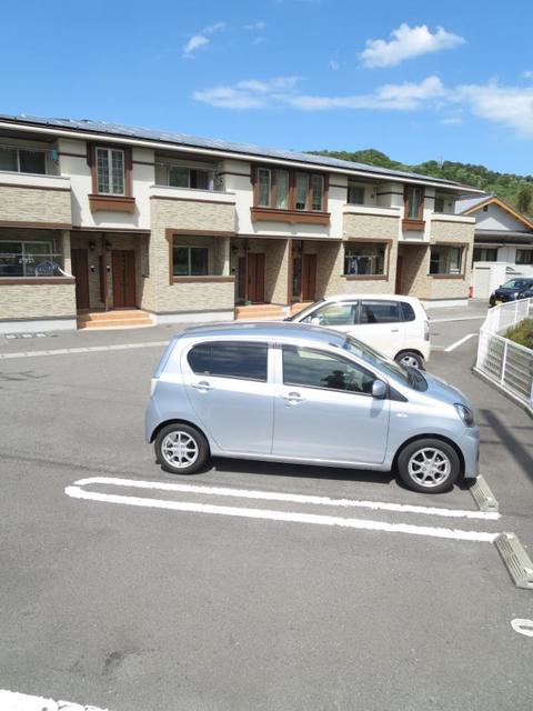 ジュピター 駐車場