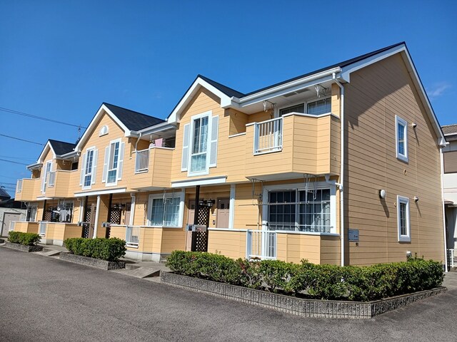 ファー　イースト 外観