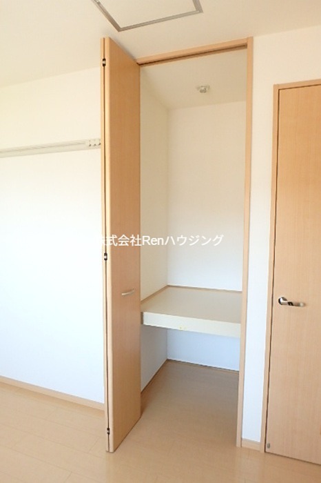セレーノ　弐番館 収納