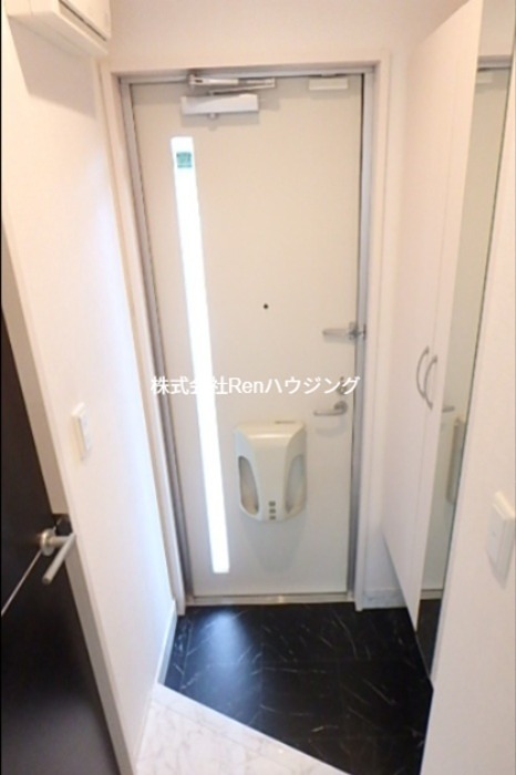 カーサ・フェリオ南佐古 玄関