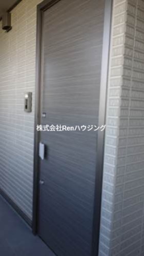 プロヌーブ北矢三　B棟 玄関