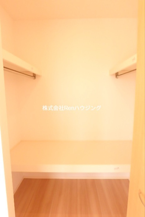 ルミエール　E棟 収納