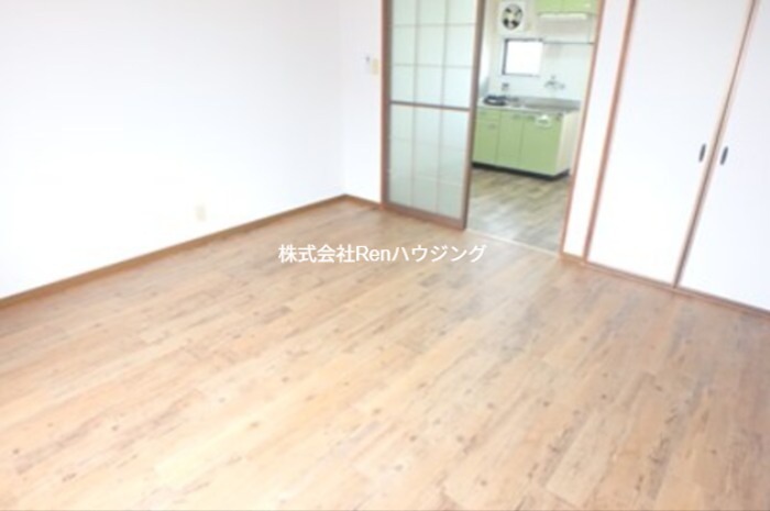 プレジール南昭和 リビング