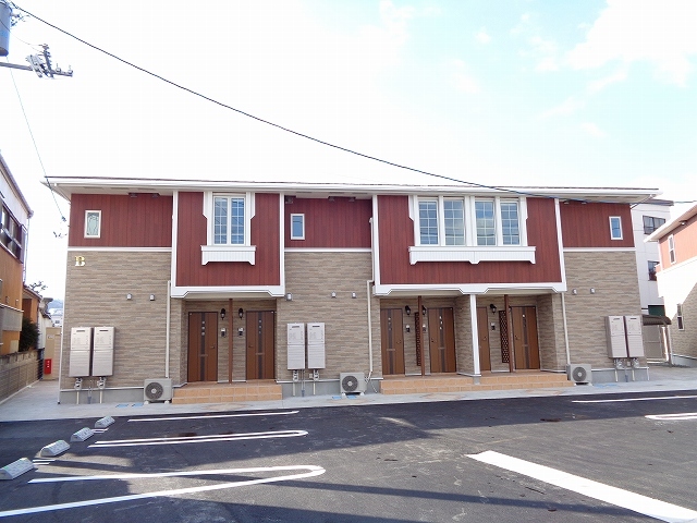 ルシール　名東Ｂ 外観