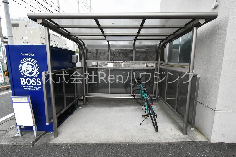 エクラドゥース 駐車場