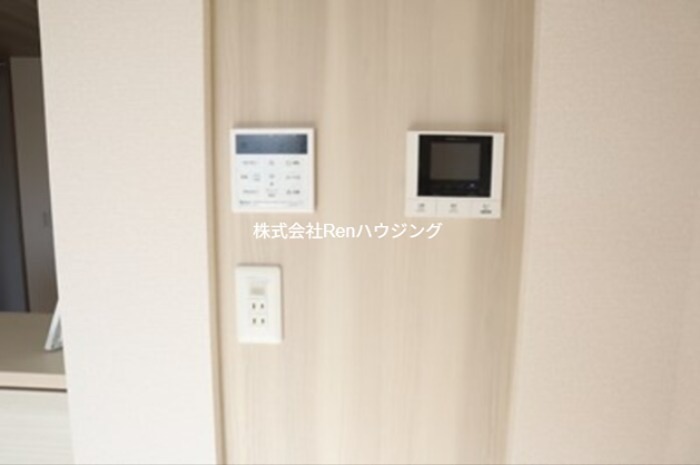 ヴィクトリア　エディ セキュリティ