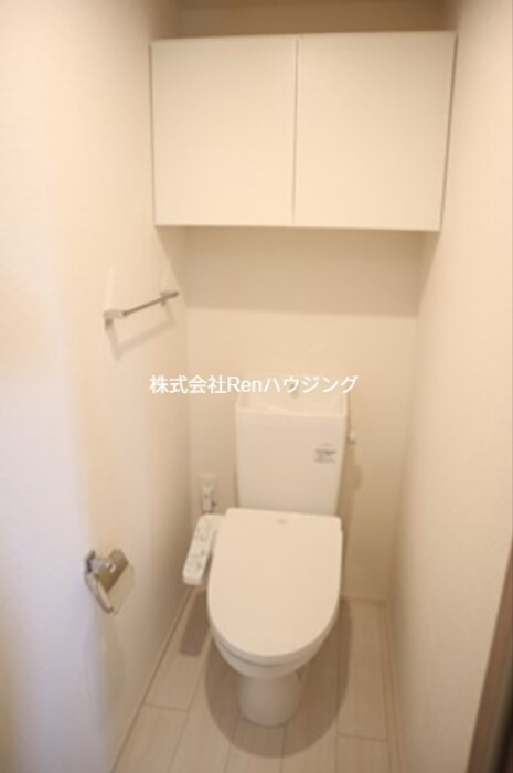 ヴィクトリア　エディ トイレ