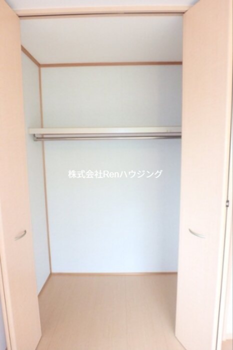 コスモ　スクエアA棟  収納