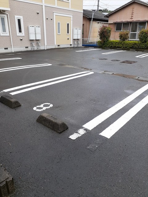 キャプリコートＢ 駐車場