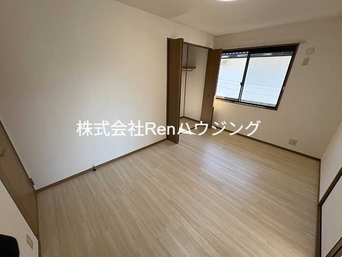 ルミナス山城 ベッドルーム