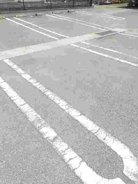 メゾンＳａｋａｋｉ 駐車場