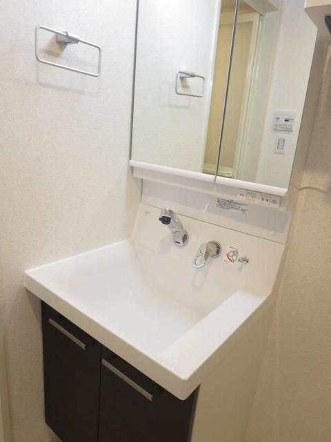 グランコート国府 洗面所