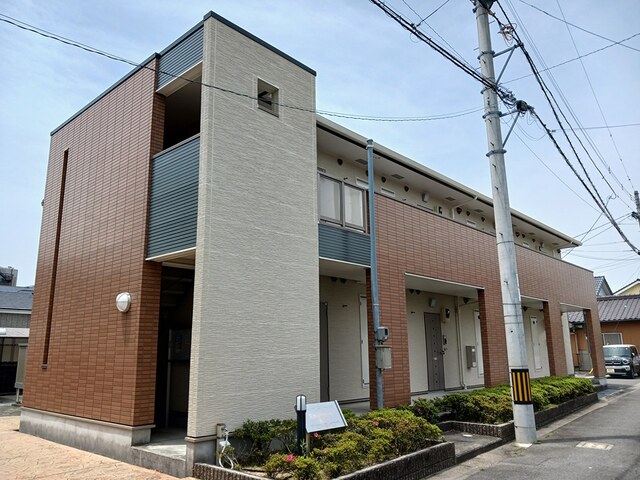 ＥＫＡＲＩＮＡ助任 外観