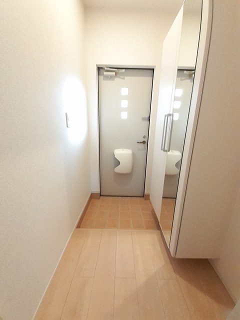 モンドブリエ 玄関