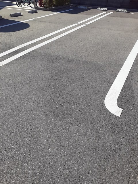 ＡＬＭＯ 駐車場