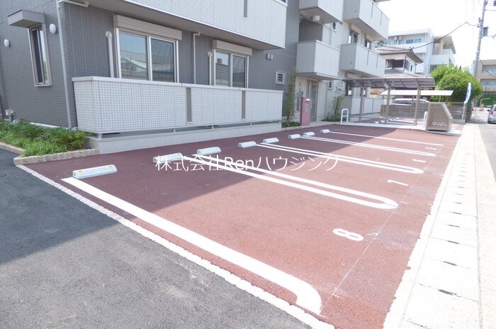 ウィズ　沖浜 駐車場