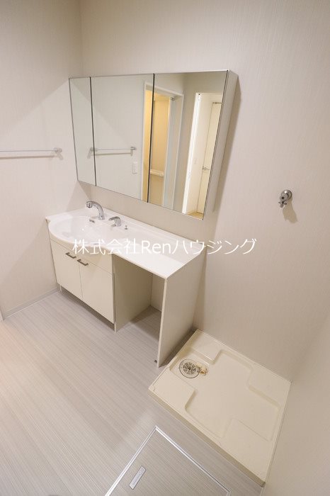 コンフォーティア沖浜 洗面所