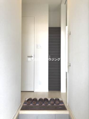 シャーメゾン　サン　フローリッシュ 玄関