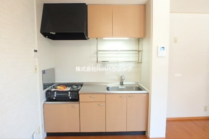 ファミール三軒屋 キッチン
