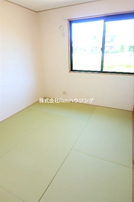 ファミール三軒屋 ベッドルーム