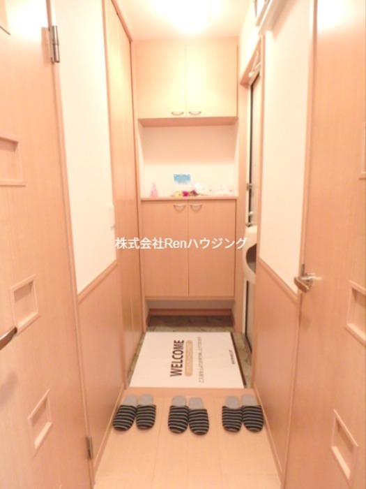 プレミールB棟 玄関