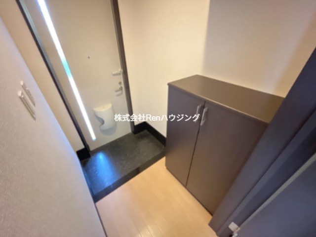 カネウロコ北矢三 玄関