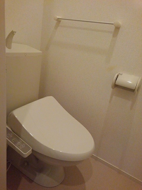 ロータス南島田Ｂ トイレ