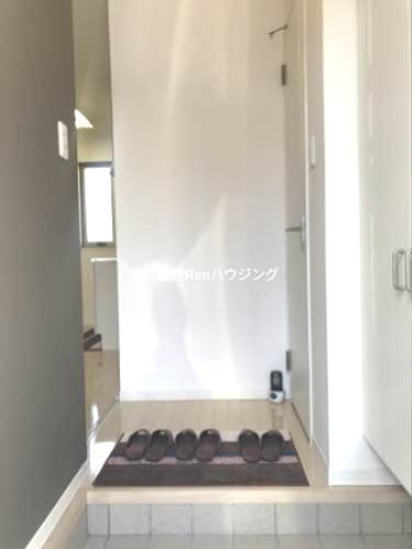 ディアス昭和 玄関