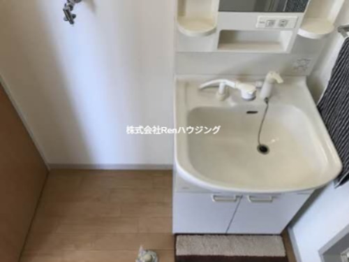 バリュージュ萌芽　D棟  洗面所