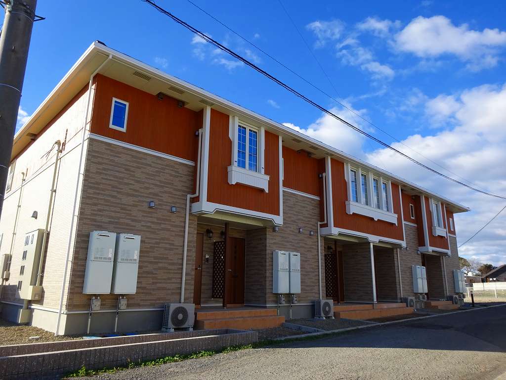 ルシール 鴨島A 外観