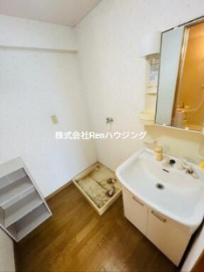 第1古山ハイツ 洗面所