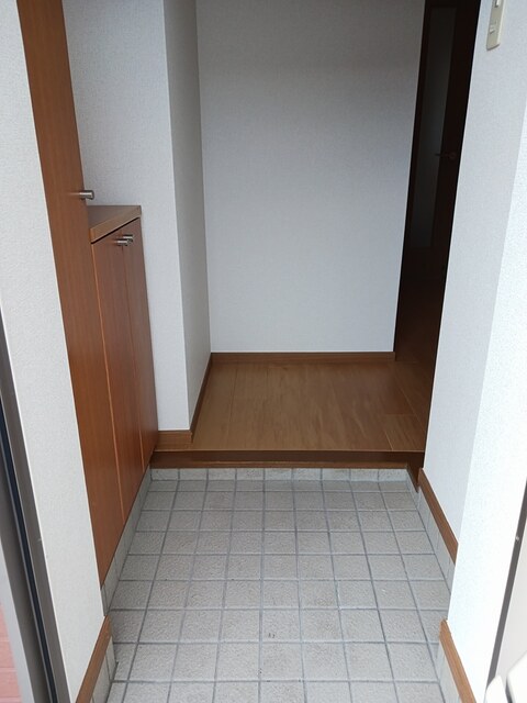ウィルレジデンスⅡ 玄関