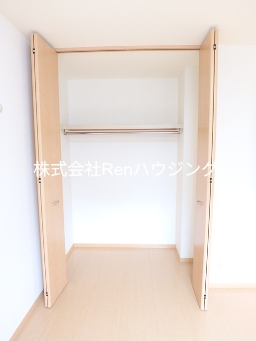 サンライズ 収納