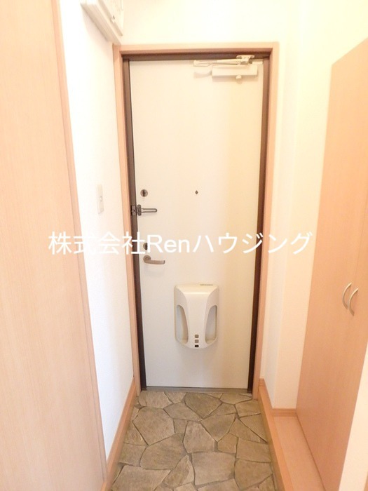 サンライズ 玄関