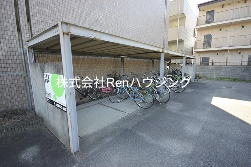 La Portofino I 駐車場