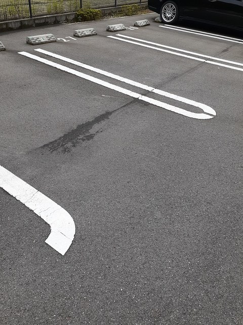 アン・ドゥ・トロワ　Ⅲｅ 駐車場