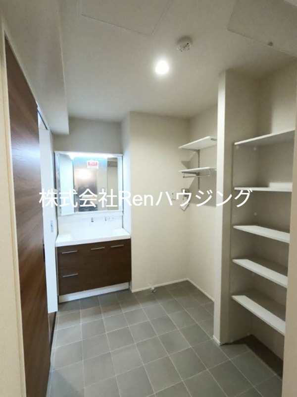 ベレオ安宅 洗面所