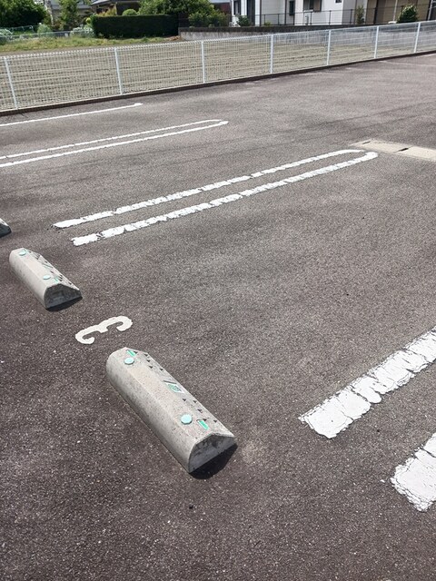 ひなた 駐車場