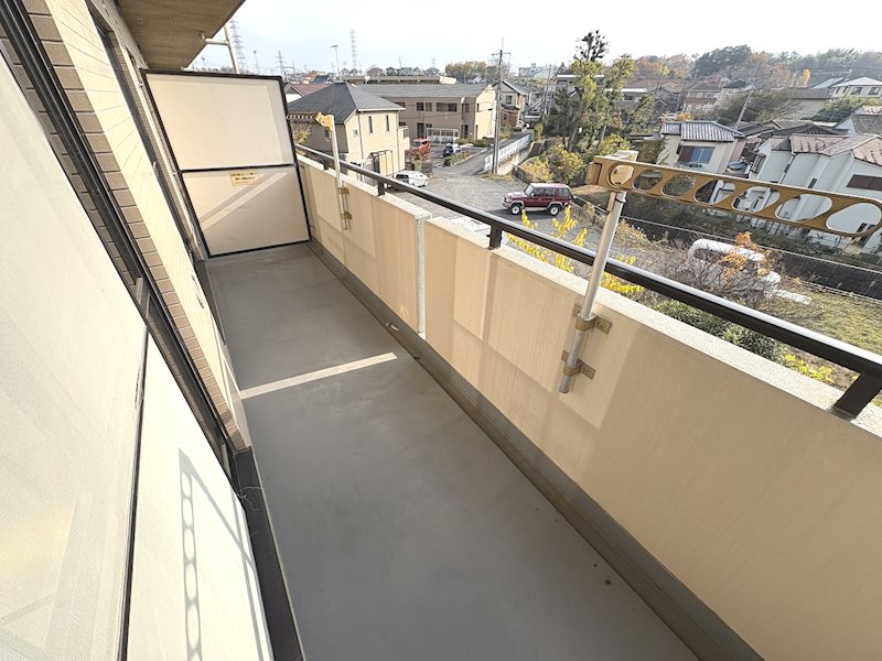 タカーラ・ハーヴェスト壱番館   ベランダ