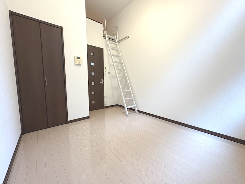 マ・ピエス東生田弐番館 ベッドルーム