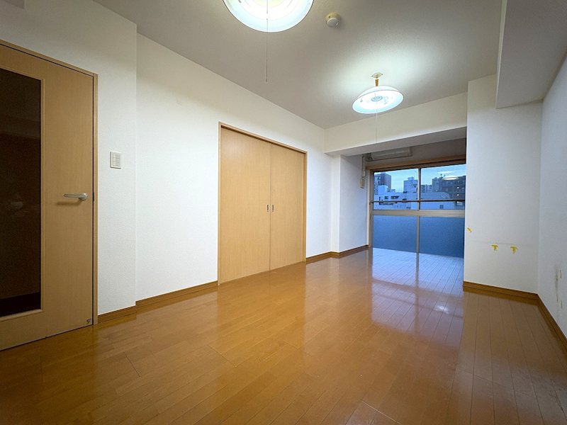 アイディコート新御徒町 リビング