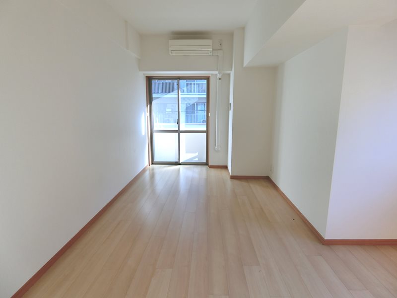 ファーストコート リビング