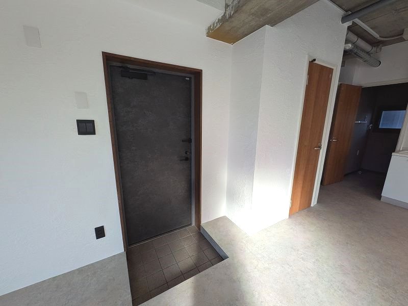 FIRSTSTAGE ASAKUSA BUILDING 玄関